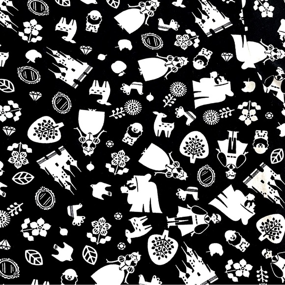 Disney Tops Vacay Bundle XL XXL - Picture 8 of 16